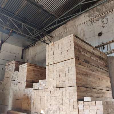 Karivalakam wood size any one required pls contact 
9605501376