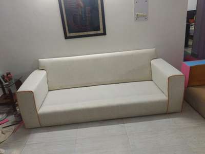 For sofa repair service or any furniture service,
Like:-Make new Sofa and any carpenter work,
contact woodsstuff +918700322846
Plz Give me chance, i promise you will be happy #call8700322846 #Sofas  #furnituremurah  #sofacenter #client  #working  #LUXURY_SOFA  #sofaworkdelhi