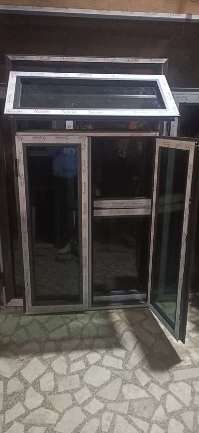 aluminum z session windows 690 rupees feet 🙏🏻🙏🏻🙏🏻🌉🏠🏚️🌁☎️📞📱7296945450