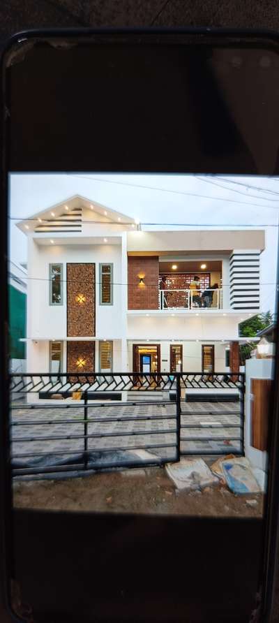 New Work At perumathura  #new_home #newmodal  #HouseDesigns  #Architect  #newsite  #40LakhHouse  #ContemporaryHouse  #KeralaStyleHouse  #keralamuralpainting