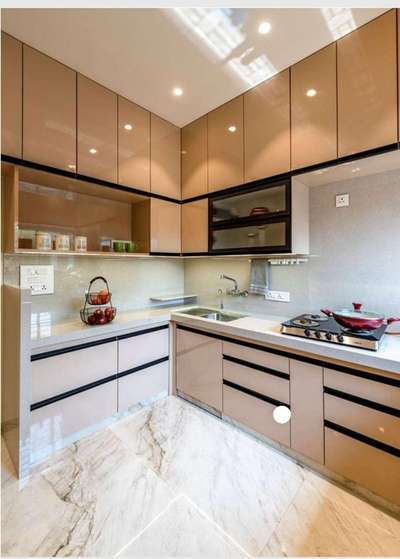 modular kitchen with glossy laminate
 #KitchenIdeas  #ModularKitchen #InteriorDesigner  #illusionwork  #Architect