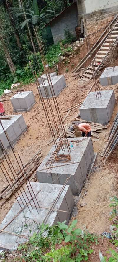 Pile cap works...
Masjid construction

#masjid #constructionsite #ConstructionCompaniesInKerala #constructioncompany #commercialbulding #mosquedesign #mosque 
call for more details - 9947388499