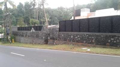 compound wall (gabion )