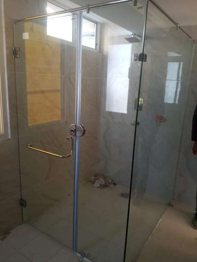 Shower cubical if you need than call 8700474721