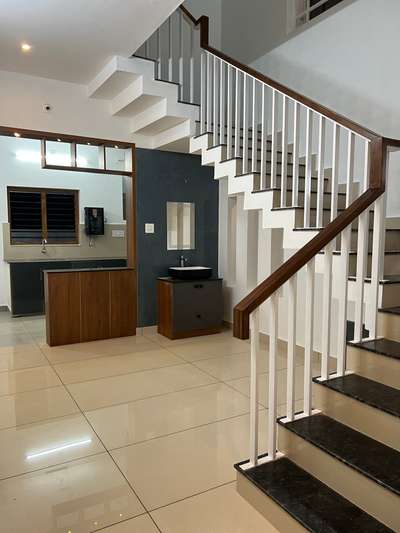 Stair design 
 #architecturedesigns #arcusdesignandbuild  #arcusarchitecturedesign  #KeralaStyleHouse  #keralahomedesignz