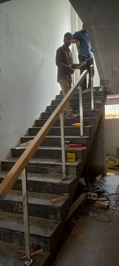 MG Car Showroom Kannur
📲7510149125
#GlassHandRailStaircase
 #StaircaseDecors
 #StainlessSteelBalconyRailing
 #handrails