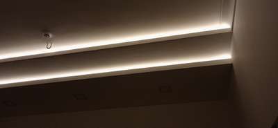 gypsum cieling with cove light