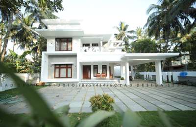 #modernarchitect #ContemporaryDesigns #ContemporaryHouse #ContemporaryHouse #modernhousedesigns #exteriordesigns #KeralaStyleHouse #keralahomesdesign  #keralahomeplaners