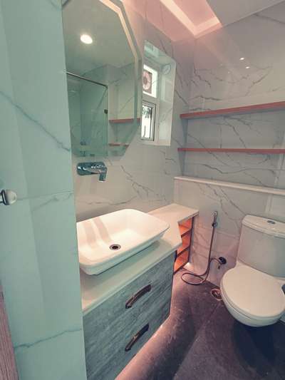 mordern bathroom with decorative mirror & vanity  #BathroomStorage  #BathroomRenovation #BathroomFittings  #vanity  #GlassMirror  #Washroom