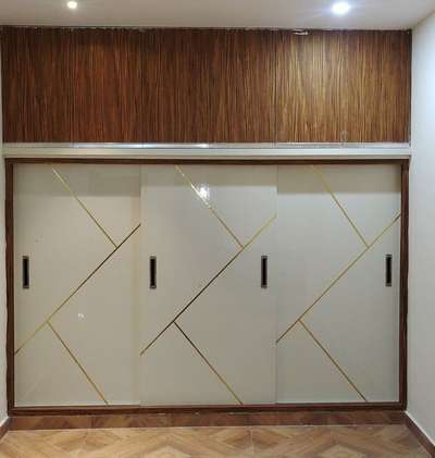 modern wardrobe excellent finishing and quality of work 7011153217 #wardrobe #Almirah