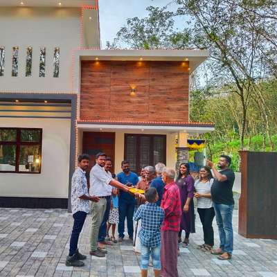 1300 Sq ft Home at Kulathur, #3BHKHouse #KeralaStyleHouse #HomeDecor #Handover🔑 #Pathanamthitta