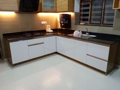 modular kitchen (multiwood with lamination )