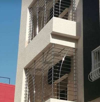balcony covering  l type still  jal  pip in Side still pip 304 dholak kanchana  are par  ...kisi bhai  ko apni balcony cover karani ho to call karo 9650420703. firoz khan