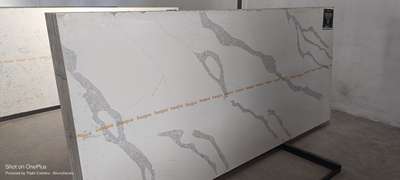 Haique quartz surfaces for kitchen counters