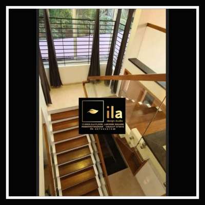 Completed Project 🏡

Vengara - Malappuram  #KeralaStyleHouse  #completed_house_construction  #Malappuram #StaircaseDecors  #InteriorDesigner  #HouseDesigns  #Designs #iladesignstudio #woodenstairs  #Completed #GlassStaircase