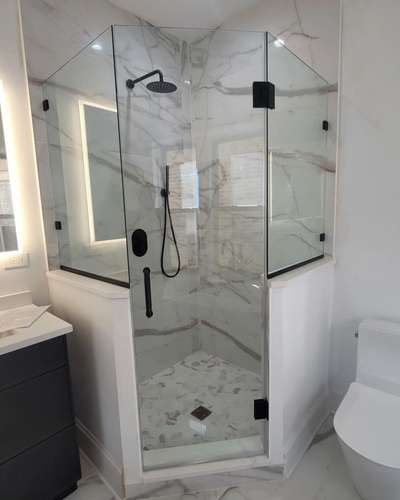 #ssalufab  #Shower_Cubicle_Partition 
 #showerpartition 
 #glassworks 

9899440360