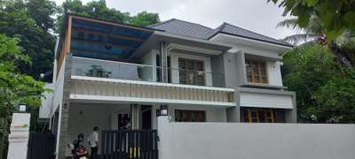 ..completed residential building at chottanikkara,eranakualm.