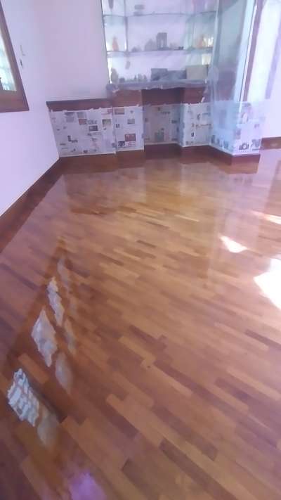teakwood flooring  pu glass rug clear glossy  finishing