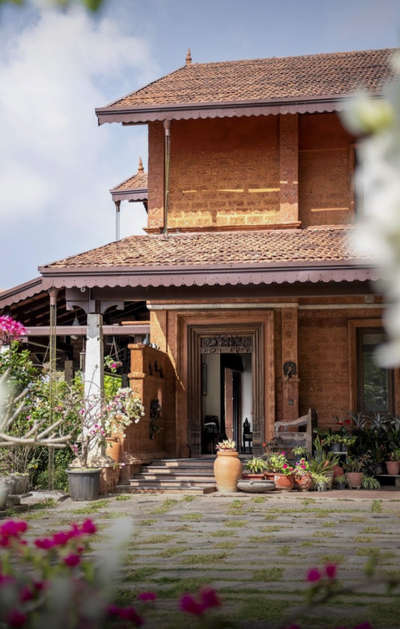 Call 9947377124
Laterite stone House design

#lateritestone #HouseDesigns #KeralaStyleHouse #coorg
#InteriorDesigner #architecturedesigns #HouseConstruction