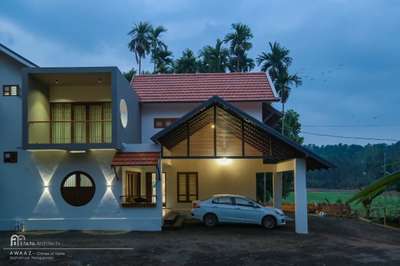 #homedesigne #ElevationHome #homesweethome #Architect #architecturedesigns #Architectural&Interior #calicutdesigners #exteriordesing #exterior3D #tropicaldesign #fafa.architetcs #KeralaStyleHouse #keralaarchitectures