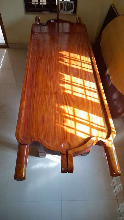 Dharapathi/Ayurvedic Massage Table #woodenwork  #WoodenBeds  #furnitures #TeakWoodDoors  #WoodenFlooring  #WoodenKitchen  #WoodenCeiling  #Woodendoor #koloapp  #veeddesign  #veedu