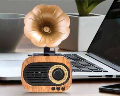 *Retro Speaker* 
Vintage look, Style and Design with:

~ Wireless Portable Speaker with TF Card Reader, FM radio, Aux Input and hands free calling
~10M Opearting Range
~ 12000 mAh battery upto 6 hours of playback time 
~ Bluetooth version: 4.2
~ Charging time: upto 2 hours
~ Size: 10x8.5x17”

MRP: Rs.2499
Our Price: Rs. 1780
(Ship extra) hdec