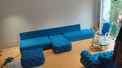Brand new sofa 👀🛋



 #LivingRoomSofa  #InteriorDesigner  #LivingRoomTable  #view  #viralkolo
