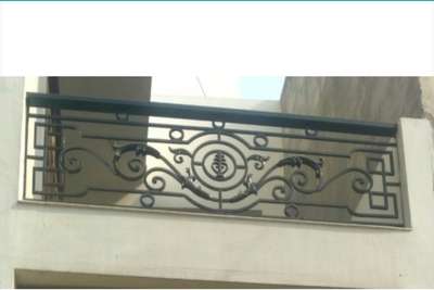 MS fancy balcony railing