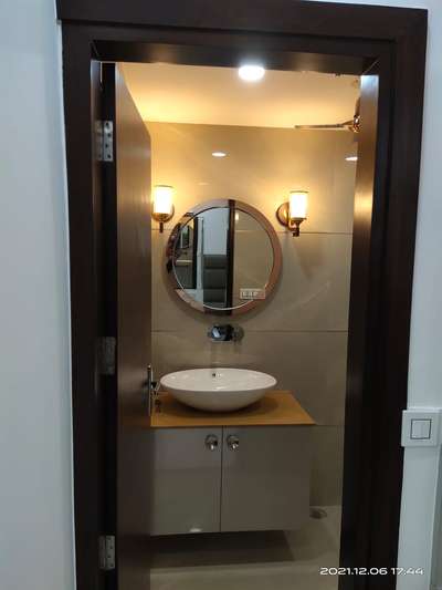 Bathroom Designs by Electric Works Syed  Aamir , Delhi | Kolo