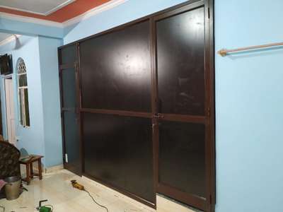 almunium partition and glass work