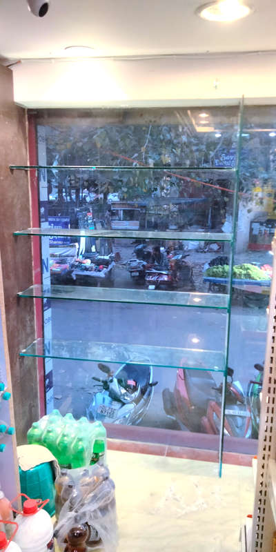shop front display for glass self