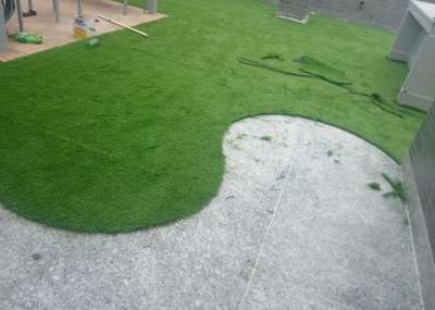 artificial grass fitting