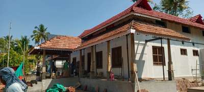 #KeralaStyleHouse  #keralastyle  #keralahomeplans  #TraditionalHouse  cherai സൈറ്റ് പണികൾ പൂർത്തിയായി വരുന്നു.... enquiry please contact 8848240188