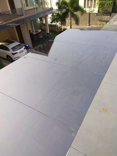 Sun shade roof