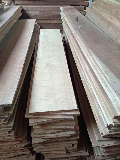 #Tead wood  any size  7 feet# qubic  5000