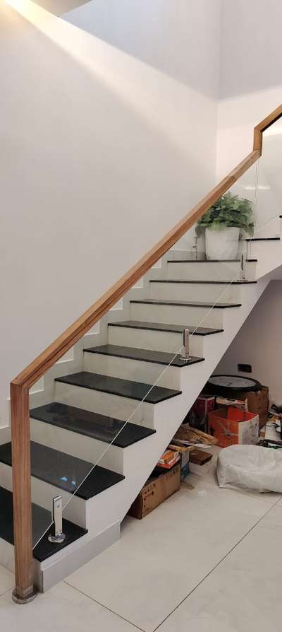 Wood & Glass #Handrails.. more details please call 9️⃣5️⃣6️⃣7️⃣0️⃣2️⃣0️⃣1️⃣1️⃣6️⃣