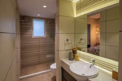 #HouseDesigns  #ElevationHome  #HomeAutomation  #BathroomDesigns  #BedroomDecor  #MasterBedroom