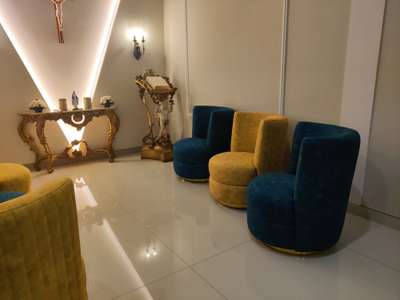 space saving single sofa, with decorative base
