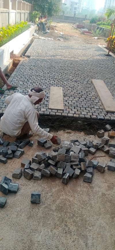 cobbles Stone working 7023070203 laif Taim