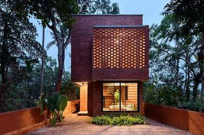 #Architect #srijitsreenivas #tvm #viral #homedesigne #classic #claybricks #bricks #mudwall #naturalstones #greenhome #Mordern