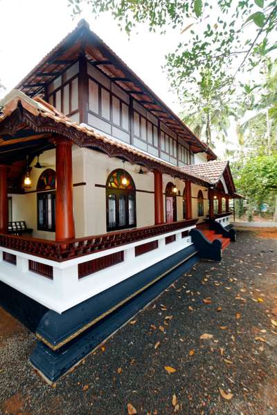 #TraditionalHouse  #traditionalhomedecor  #kerala_architecture  #TraditionalStyle  #viralhousedesign  #explorepage
