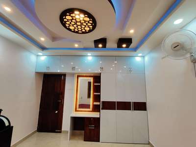 Am interiors Thrissur cheruthuruthi  #InteriorDesigner  #KitchenInterior  #KitchenInterior  #bedroomdeaignideas  #bedroomceiling