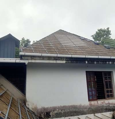 എല്ലാവിധ റൂഫിങ് വർക്കുകളും മിതമായ നിരക്കിൽ. 30വർഷത്തെ വരാന്റിയോടുകൂടി.
കേരളത്തിൽ എല്ലായിടത്തും ഞങ്ങളുടെ സേവനം ലഭ്യമാണ്.#roof #roofwaterproofing #trusswork #roofwork #keralamodelroof #leeroofingsolutions #allkeralaconstruction #allwelding