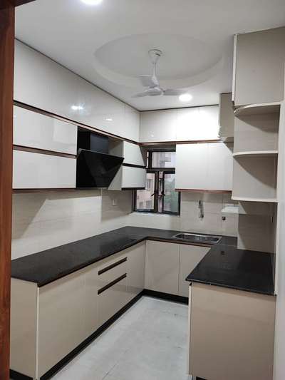 Small Smart Acrylic modular kitchen
MY work My Design 
call 📞 📲...9479 400 674