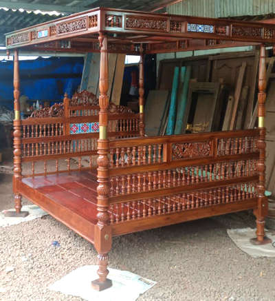 #TraditionalStyle bed 7x6 teak wood available... please contact