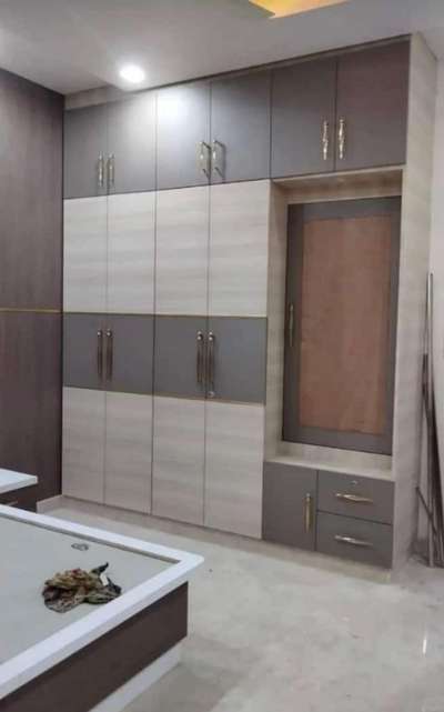 We deal in Postforming  shutter (Round Shape) Kitchen & Wardrobes 
We will help you to reshape your home, office, shop and restaurant etc.
For Query Call /What Sapp @9650148198