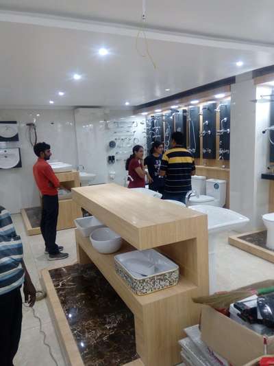 Showroom Display, Interior