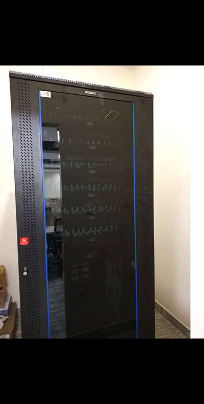 42U network rack installation and dressing....


#networking #networkarchitectural #office_interiors #officeinteriors #officeautomation #technology #Contractor #Architect #consultant #officestyle