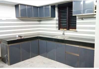 aluminum modular kichen unit. trending. quality. finishing.. sq. 950
contact 9961660844