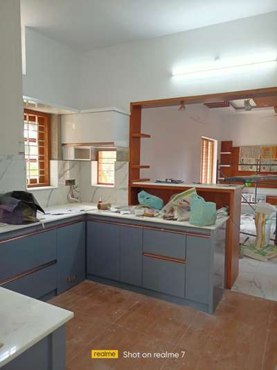 thomson multy wood. modular kitchen